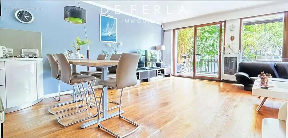 Maison à NEUILLY-SUR-SEINE
