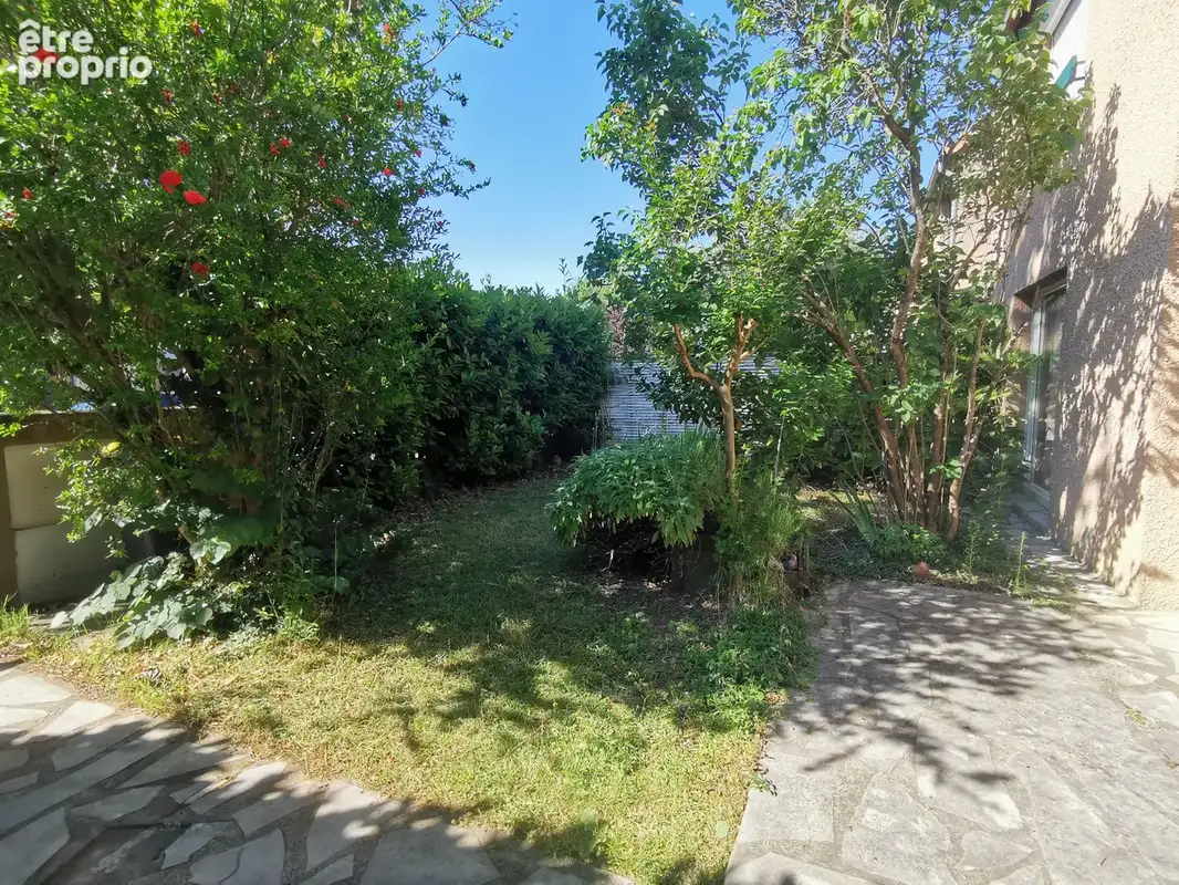 Maison familiale avec jardin, quartier agréable - photo 12