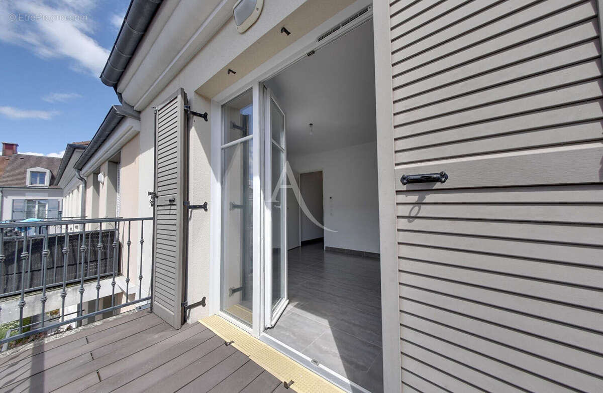 Appartement à OZOIR-LA-FERRIERE