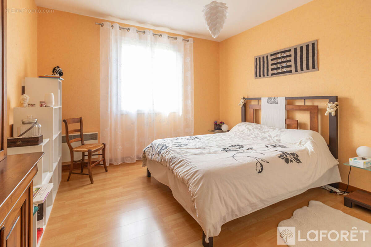 Maison à MARSAC-SUR-L&#039;ISLE