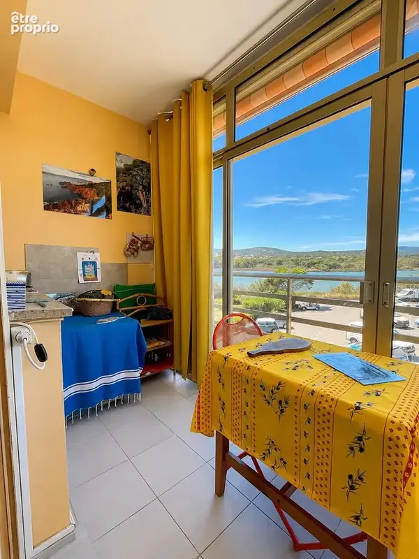 Saint-Aygulf   Studio 23m2 rénové avec logia, vue lagune, à deux pas de la plage - photo 6