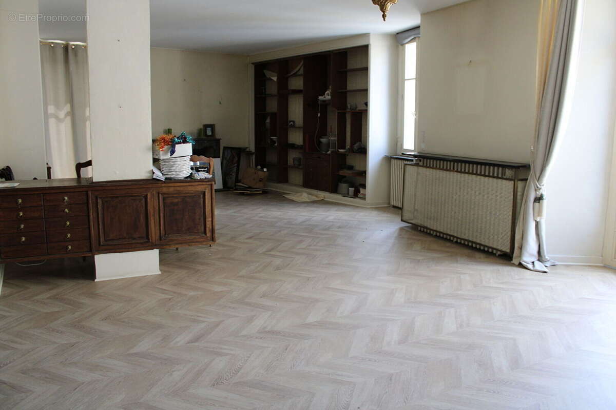 Appartement à LA GUERCHE-DE-BRETAGNE