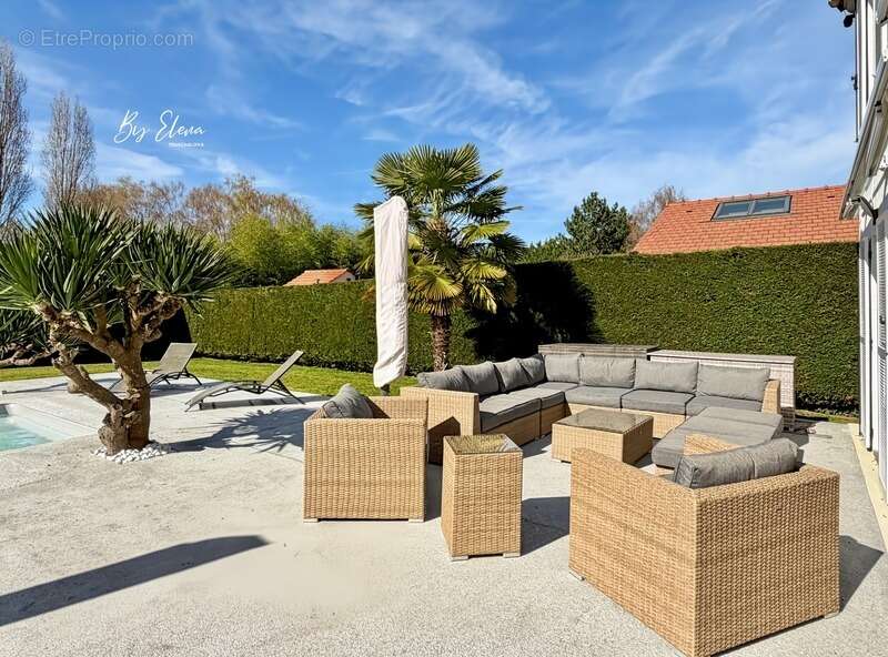 Maison à CLAYE-SOUILLY