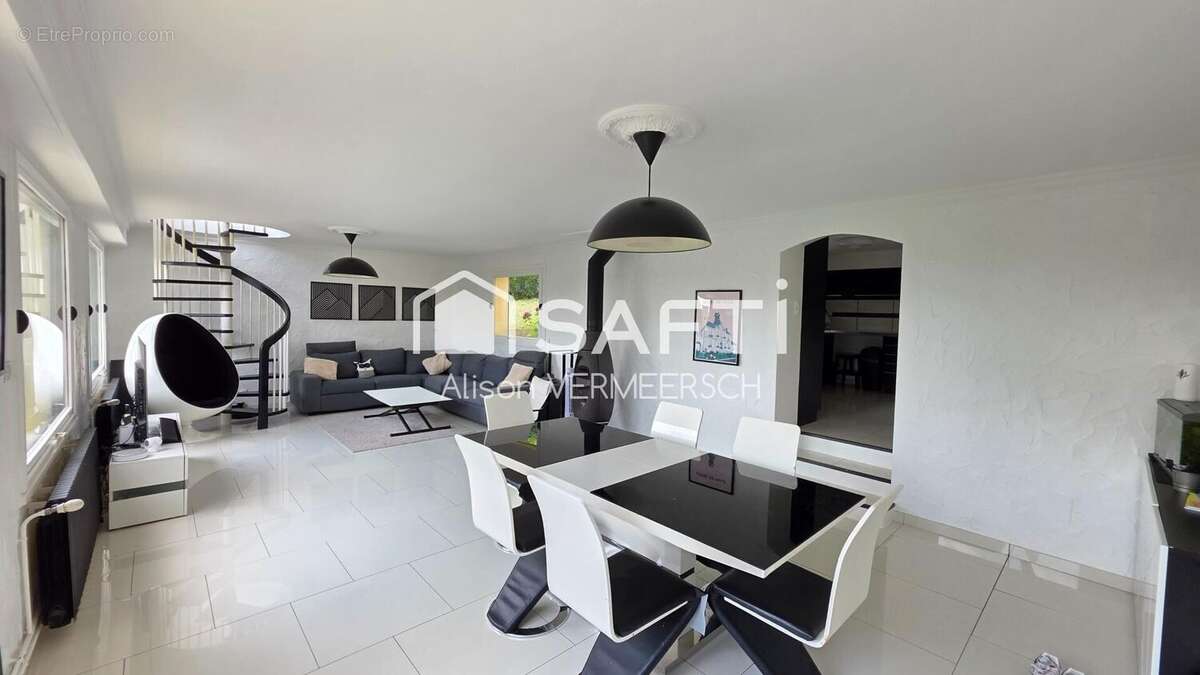 Photo 7 - Maison à JUZIERS