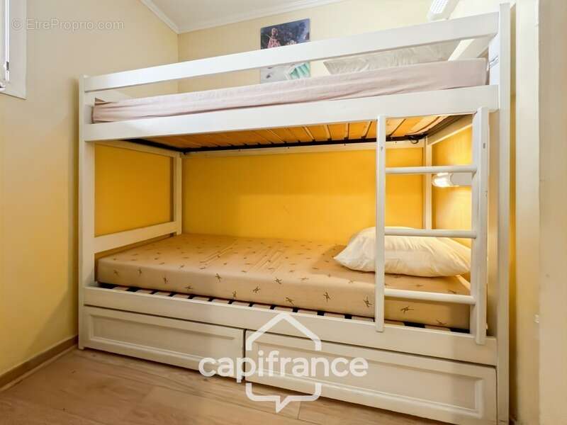 Appartement à MALLEMORT