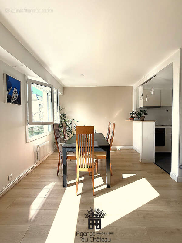 Appartement à VERSAILLES