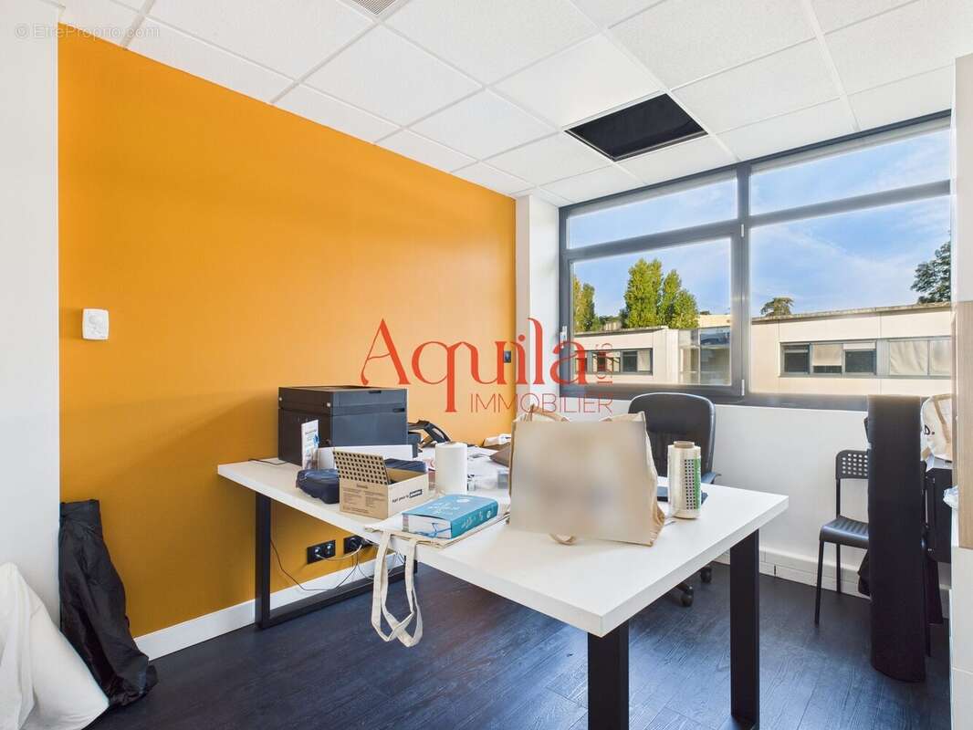 Commerce à LIMONEST