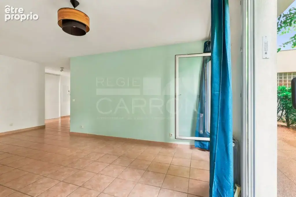 Appartement 72 m² à Lyon-8e  - photo 4
