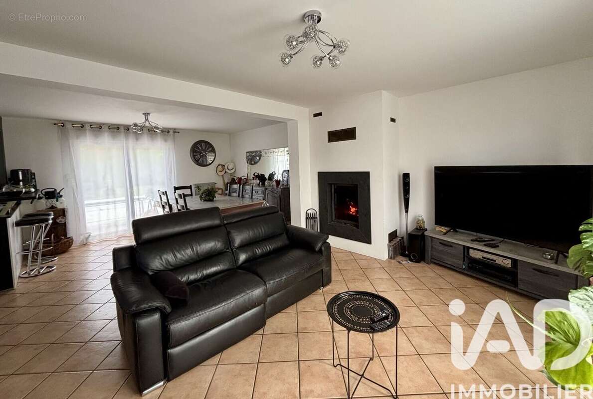 Photo 3 - Maison à MAREUIL-LES-MEAUX