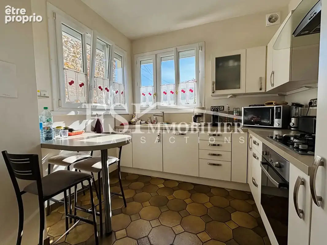 Maison d'Architecte - Saint Leu La Foret 7 pièces 149 m2 - Proche gare - secteur pavillonnaire - photo 4
