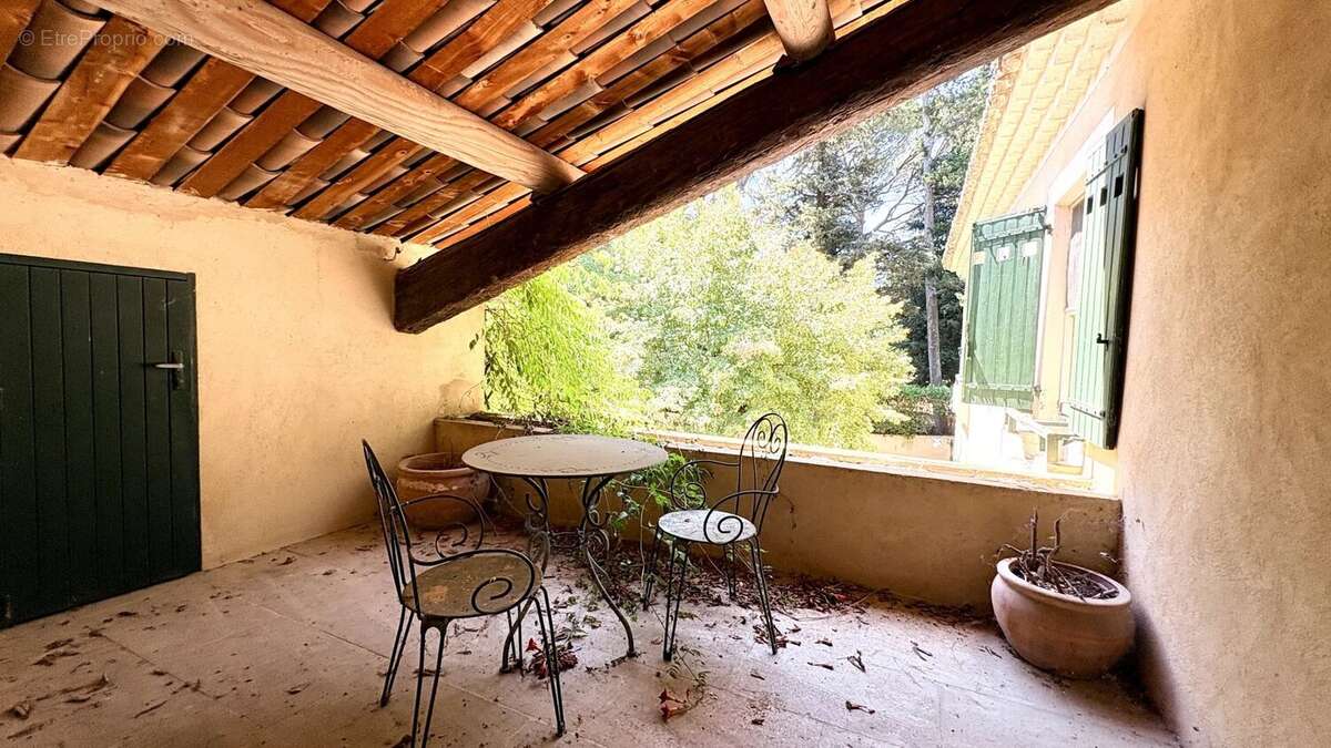Maison de caratère avec grand jardin entre Carpentras et St Didier - photo 17
