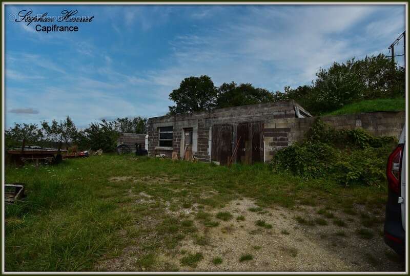 Terrain à OLIZY-PRIMAT