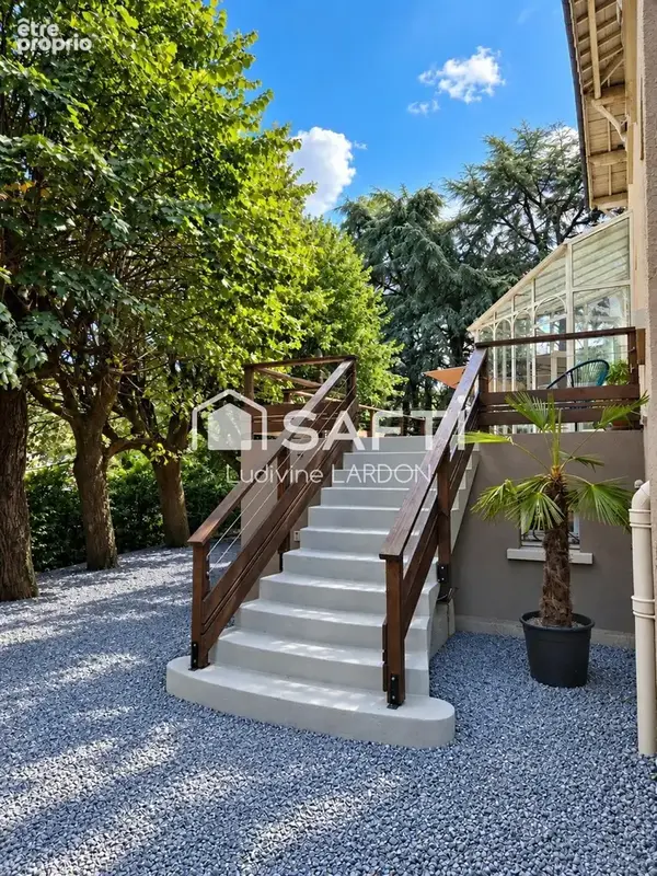 Photo 1 - Maison à SAINT-ETIENNE