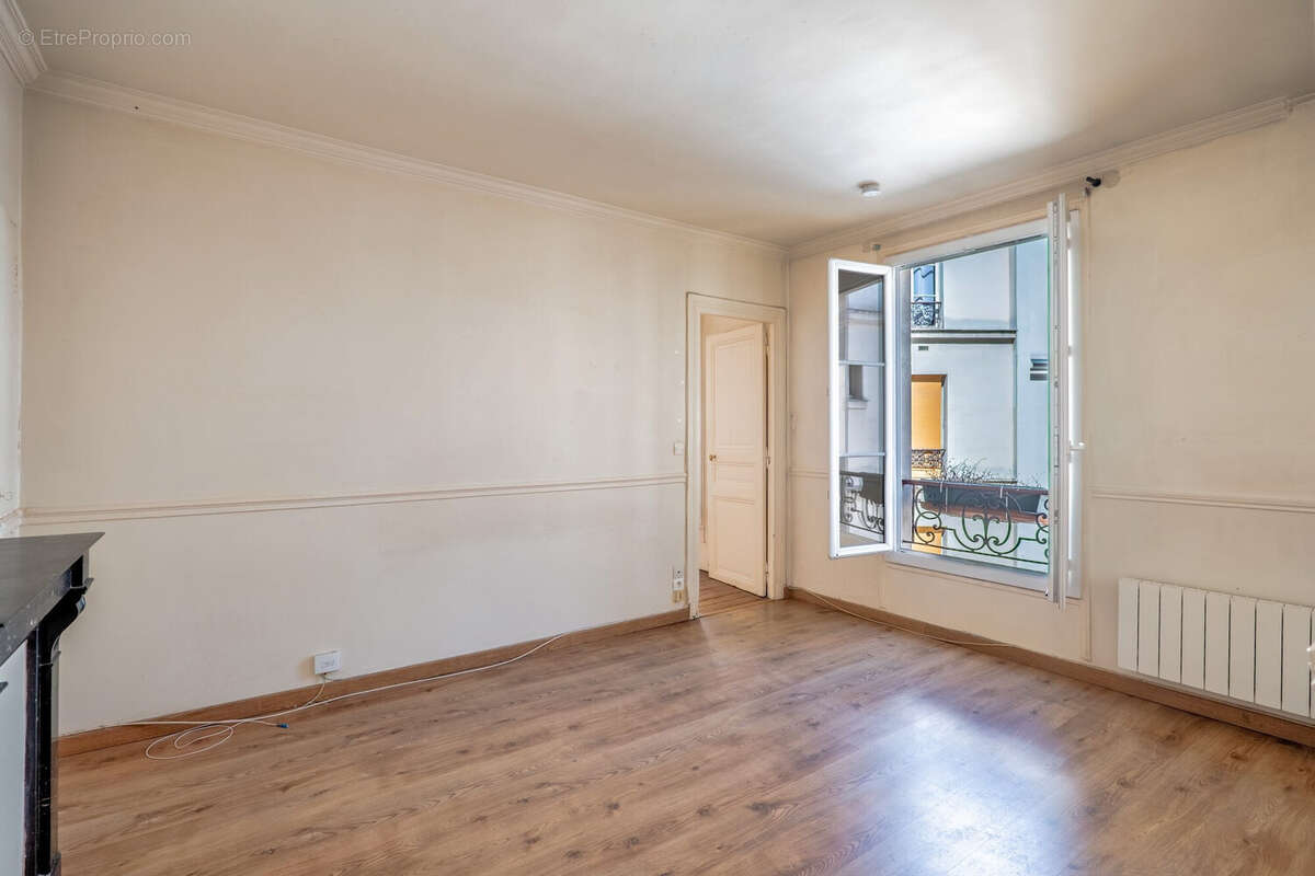 Appartement 34 m² à Paris-18e  - photo 3
