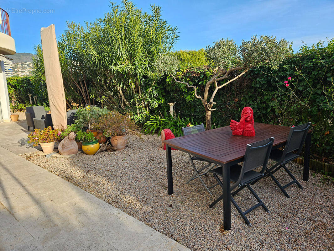 Appartement à MANDELIEU-LA-NAPOULE