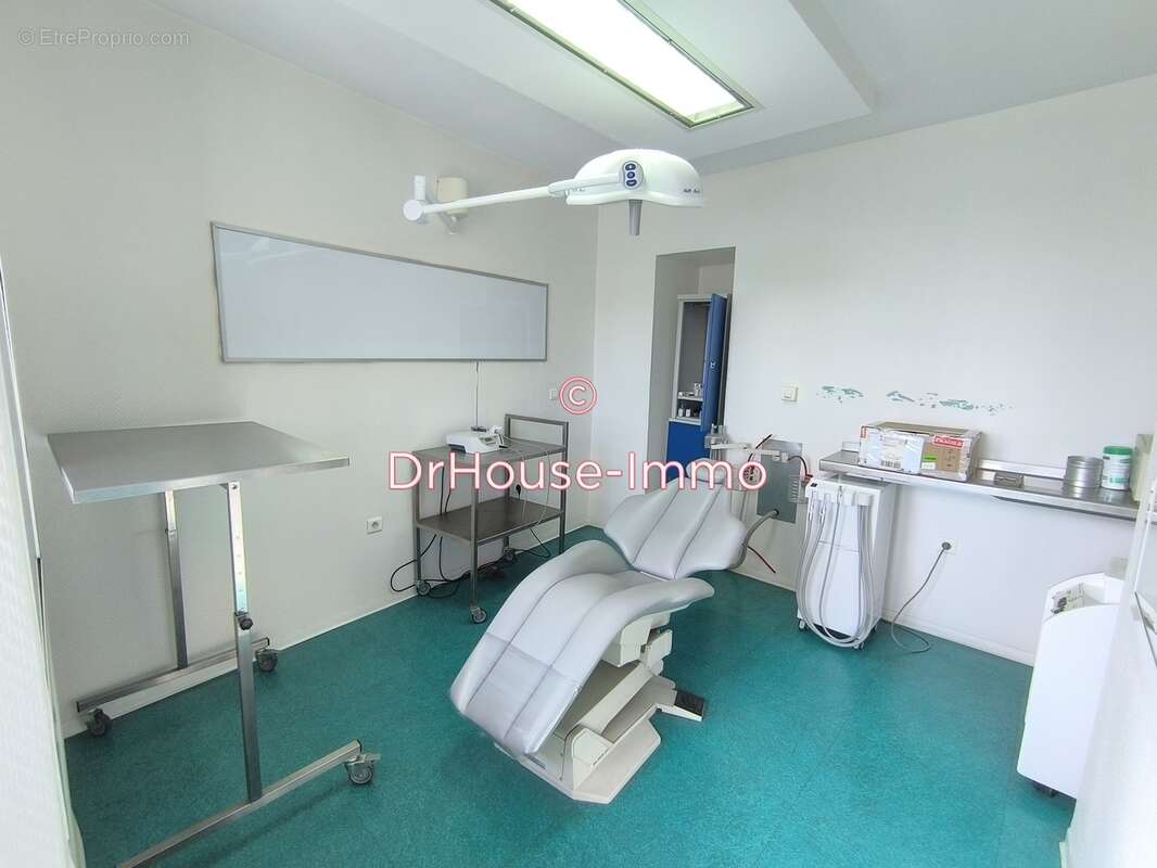 Appartement à MARSEILLE-4E