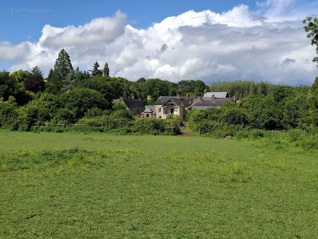 Maison à SAINT-PIERRE-SUR-ORTHE