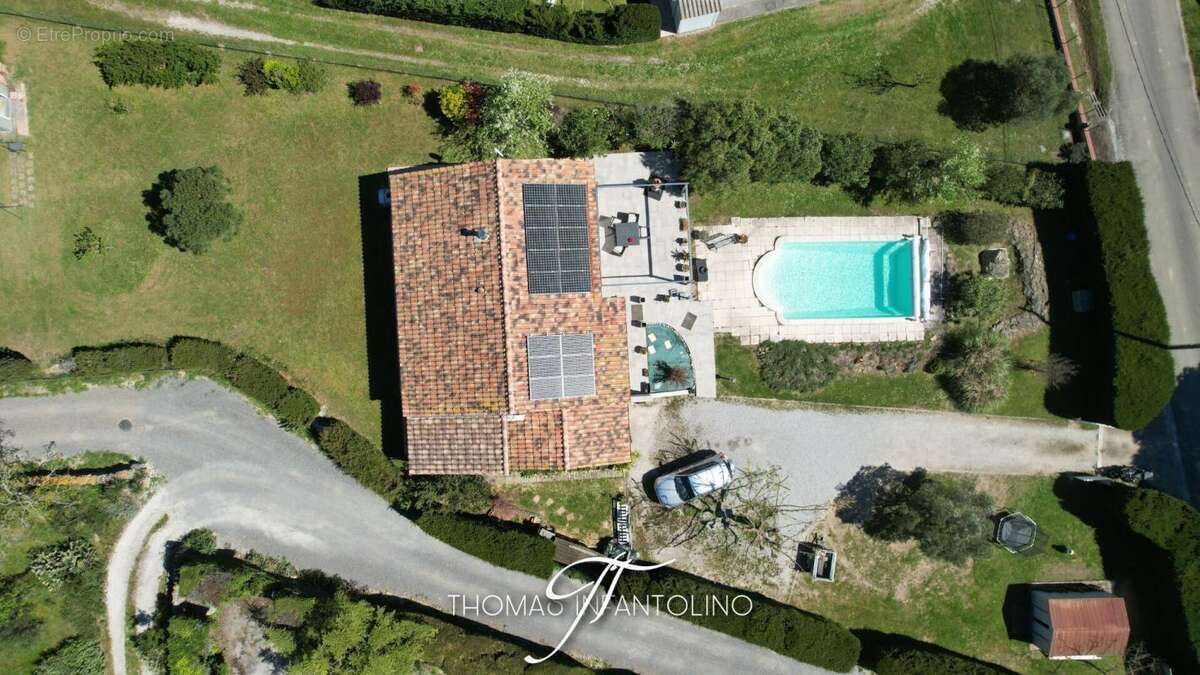 En exclusivite - plain pied - 4 chambres - piscine - panneaux solaire - photo 5