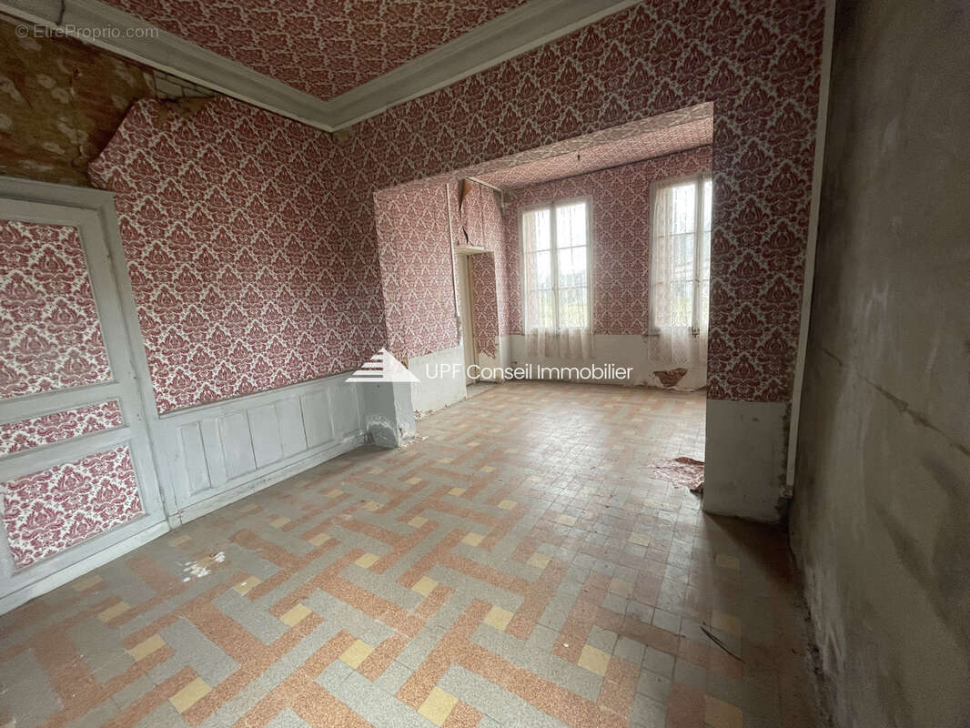 Maison à fort potentiel avec terrain - photo 5