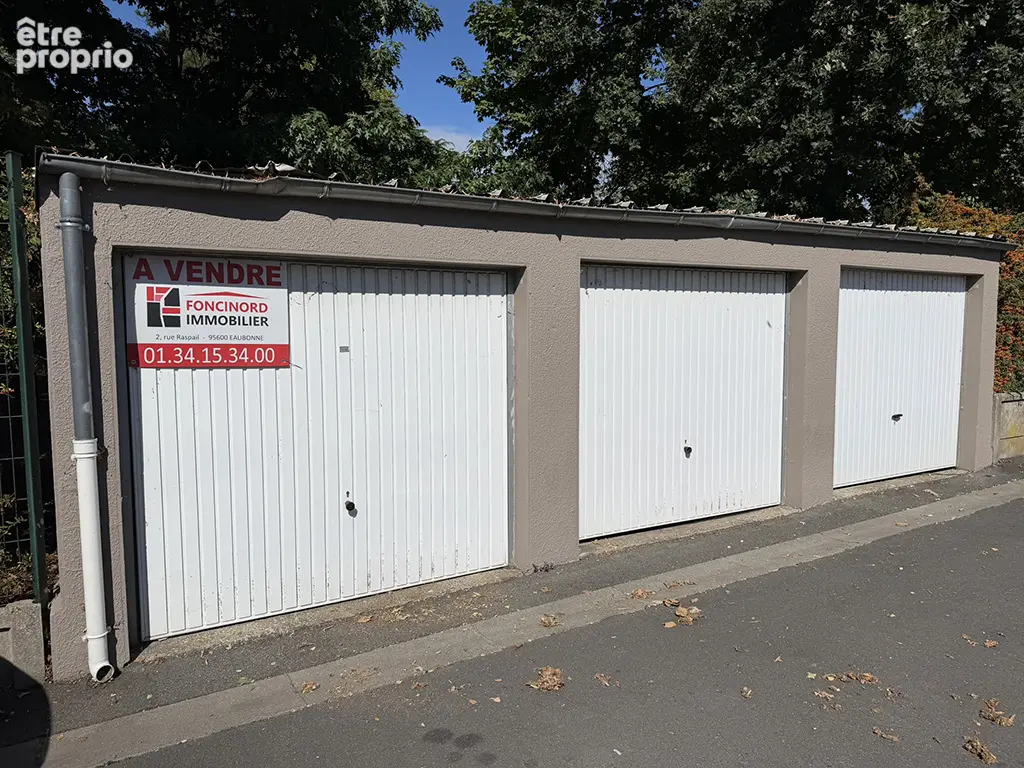 Photo Parking à Eaubonne au prix de 17 500€