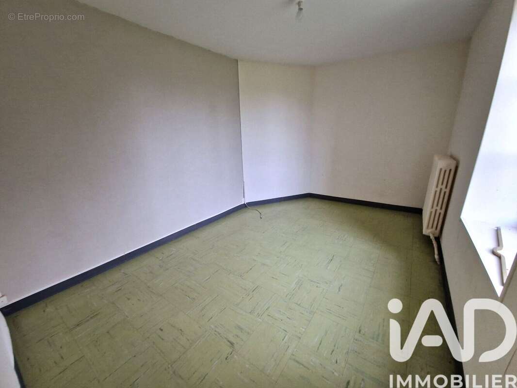 Photo 7 - Maison à SAINT-JEAN-DE-BRAYE