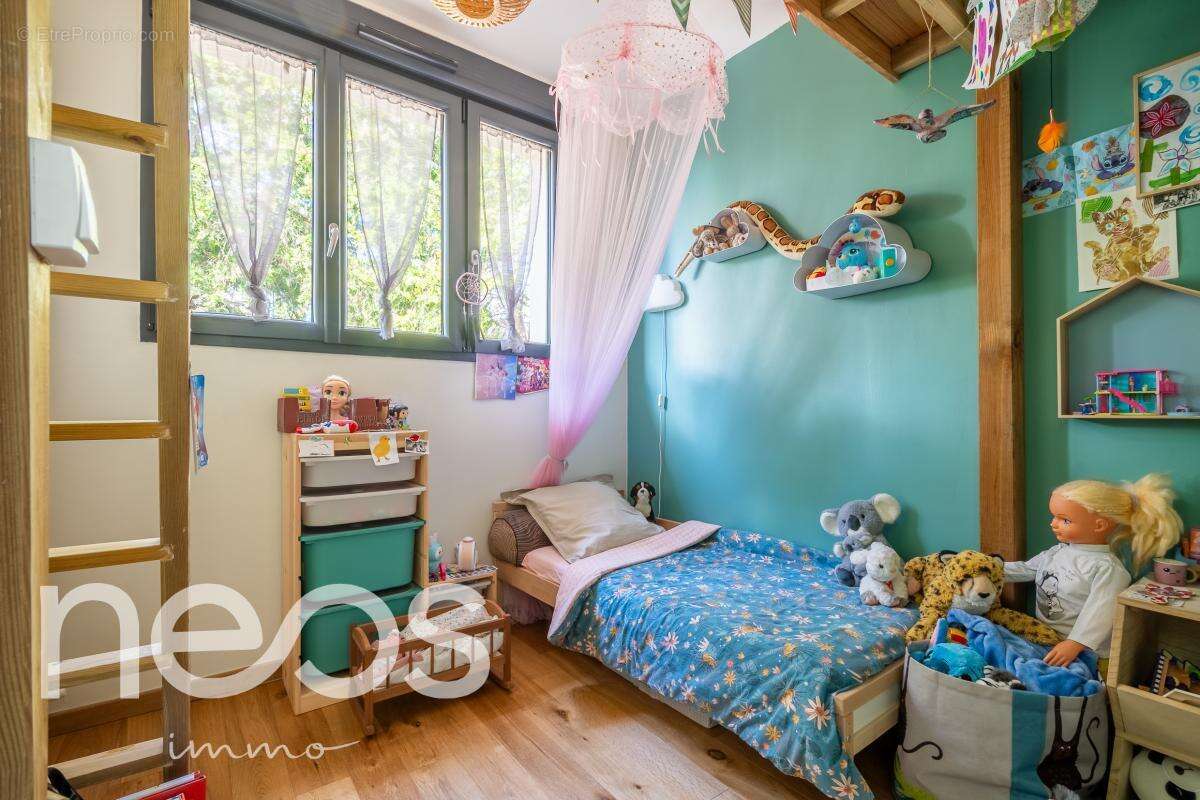 Maison à CHOISY-LE-ROI