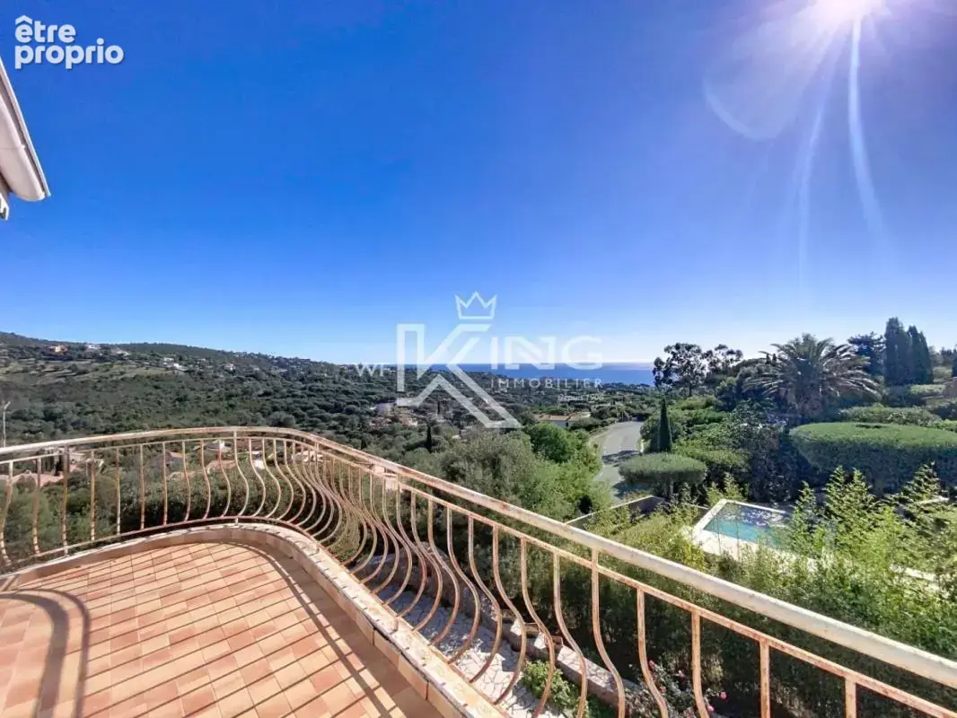 À vendre – Charmante villa avec vue mer  – Les Issambres (Var) - photo 13