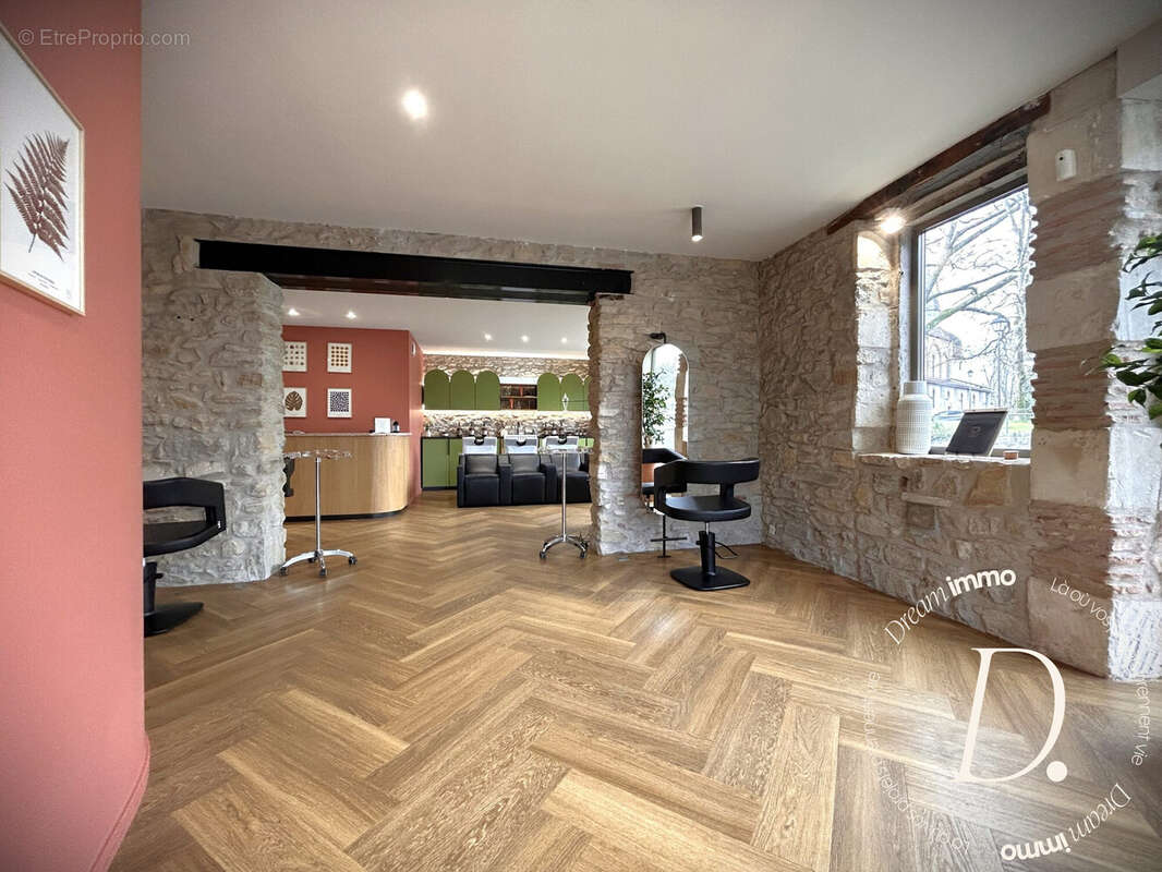 Commerce à SAINT-PAUL-LES-DAX