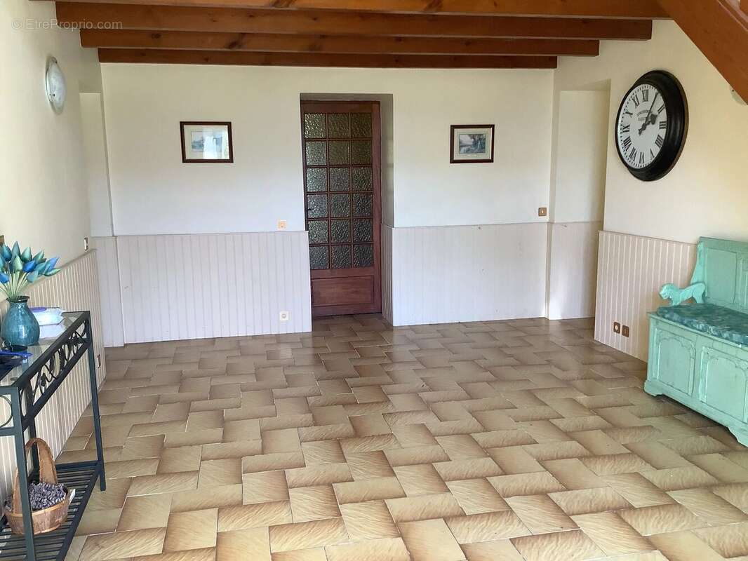 Spacieuse maison à la campagne avec piscine près de Cognac - photo 4