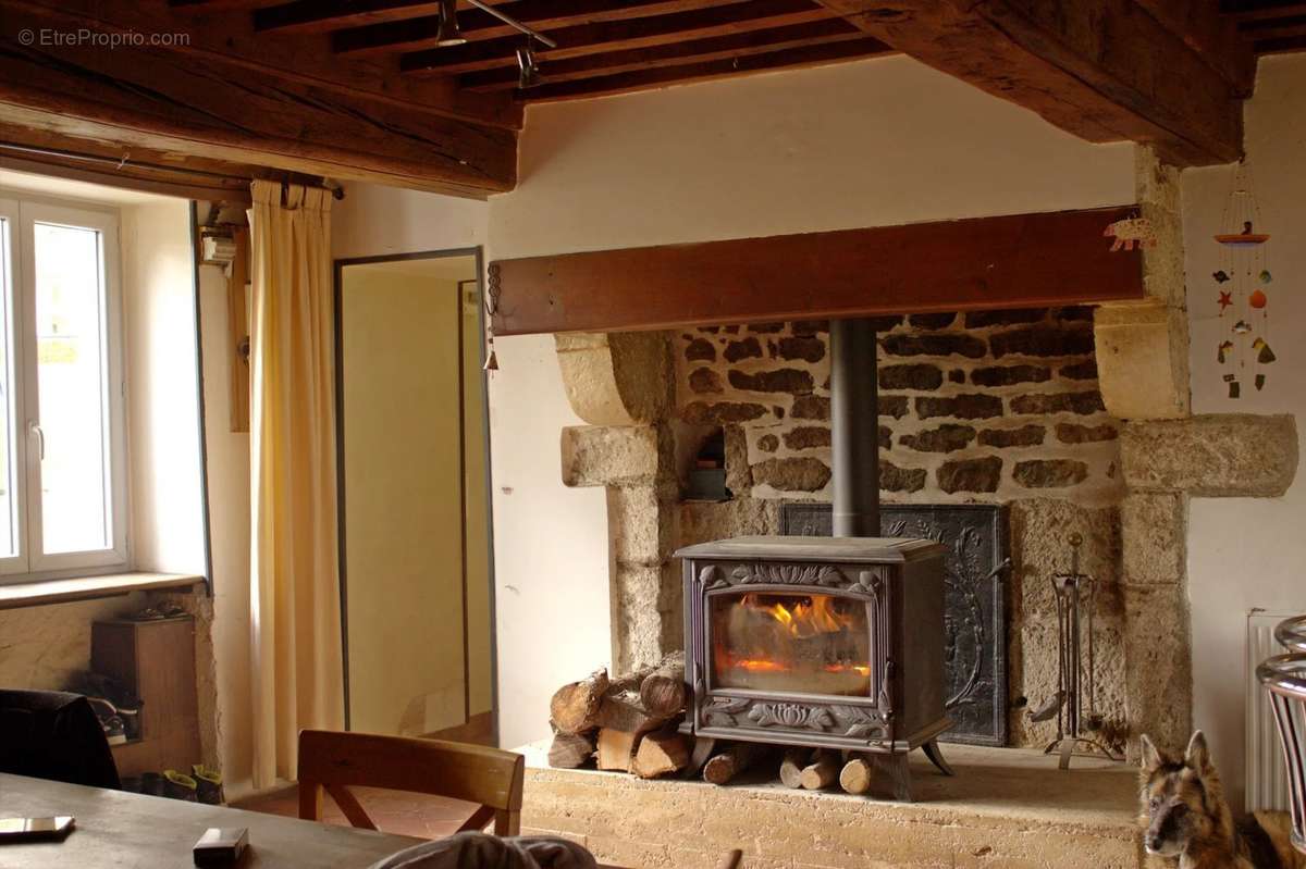 Maison à AISY-SOUS-THIL