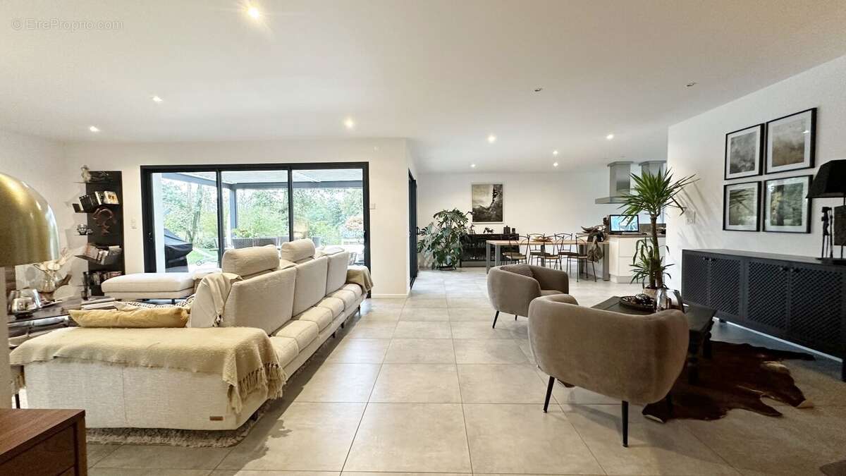 Maison à PEYREHORADE