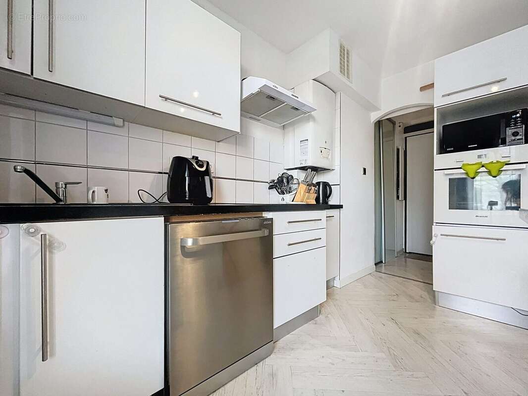 Appartement à LE PONT-DE-CLAIX