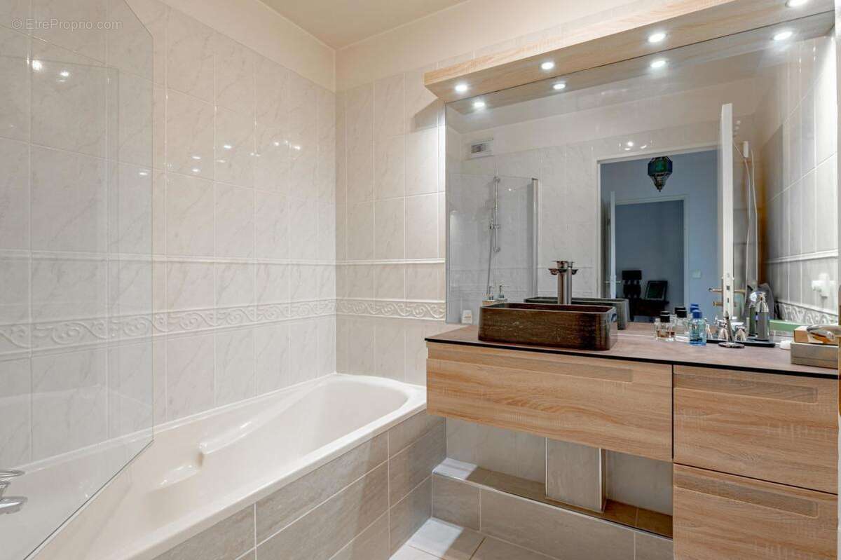 Appartement à CHATILLON