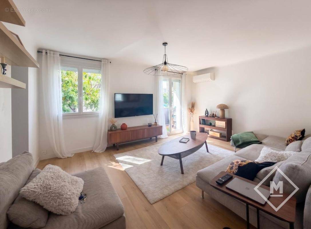 Appartement à MARSEILLE-9E