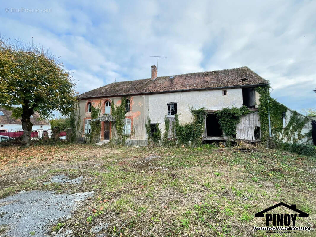 Maison à VILLEMARECHAL