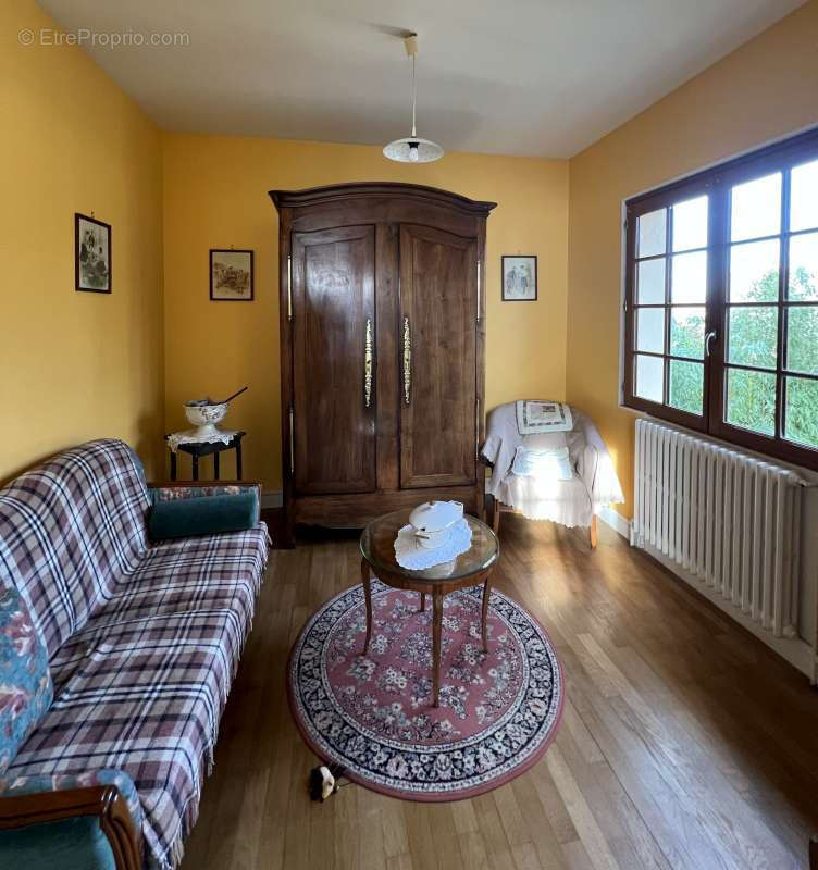 Maison à AUTEUIL