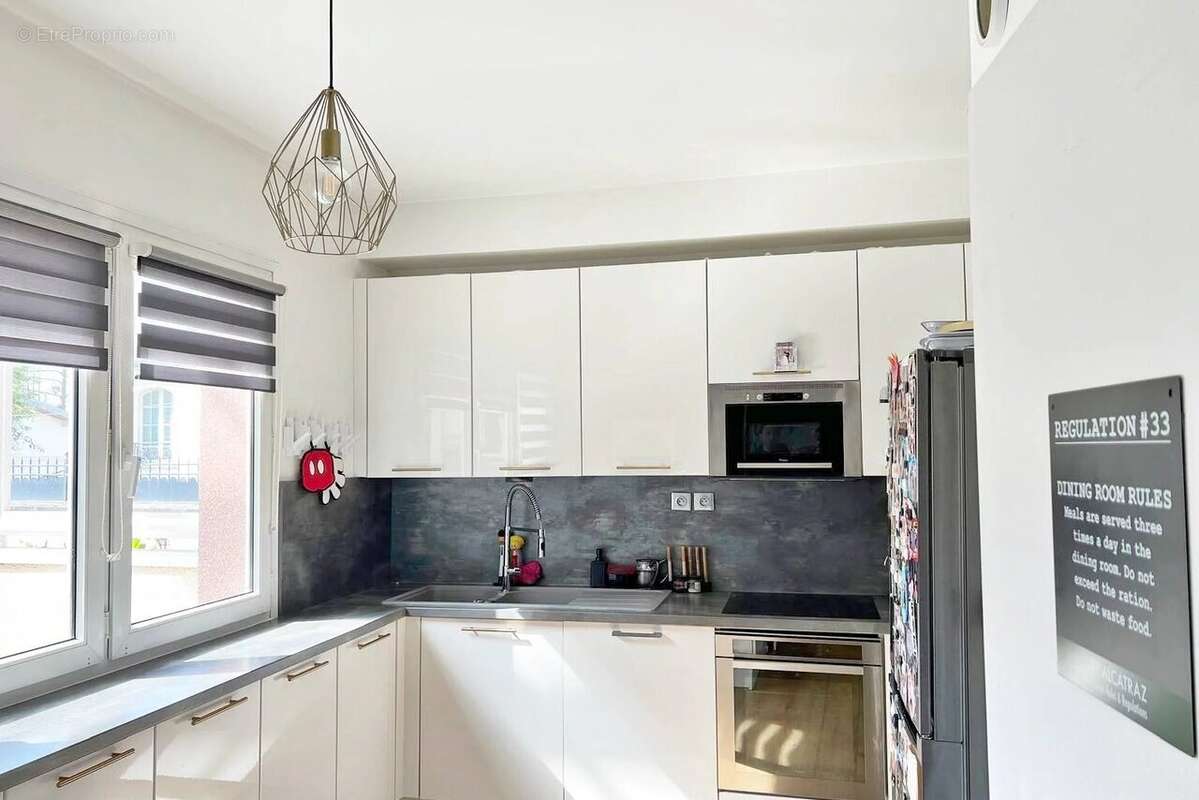 Maison à CHENNEVIERES-SUR-MARNE