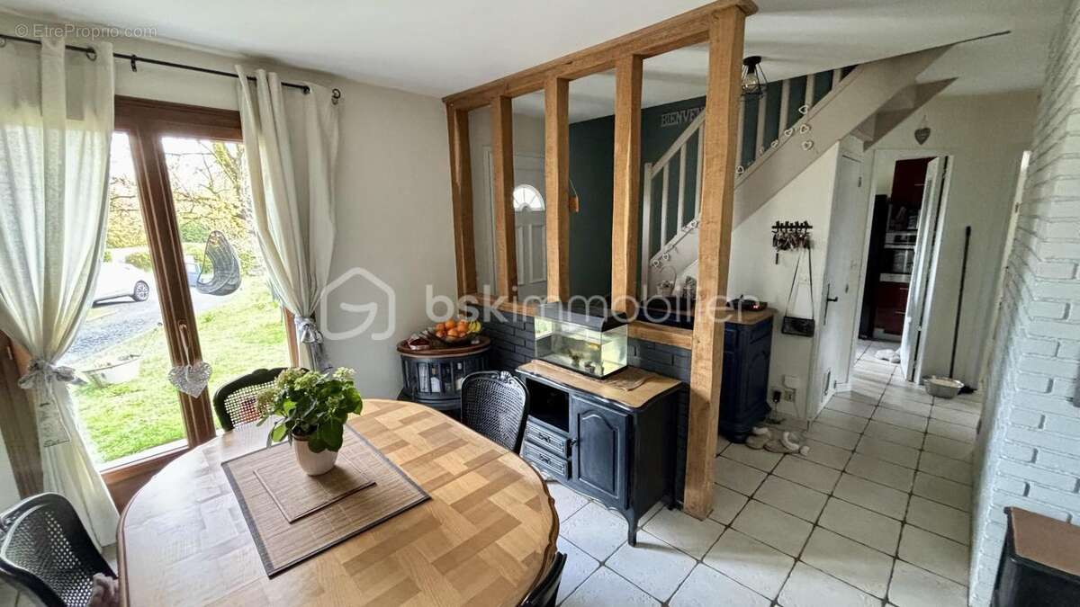 Maison à LARCHANT