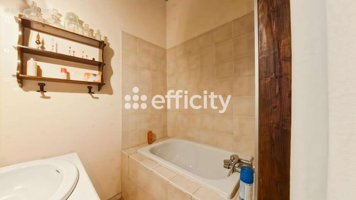 Maison 265 m² à Penne-D'agenais  - photo 22
