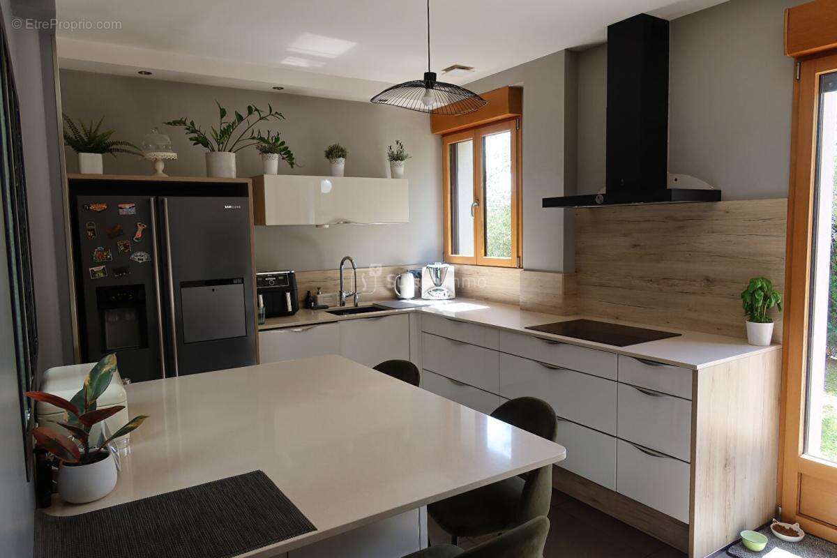 Maison d'architecte BesanÇon 7 pièce(s) 272 m2 - photo 2