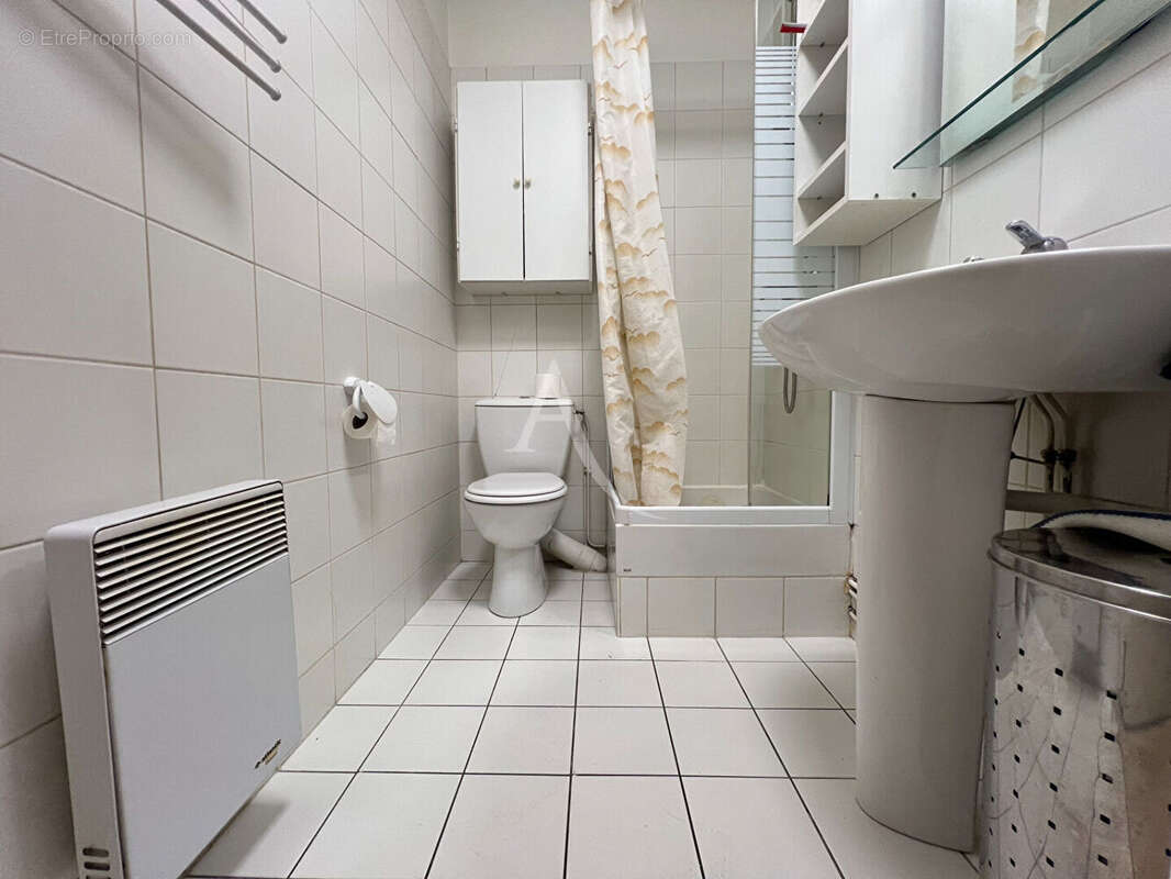 Appartement à PARIS-20E