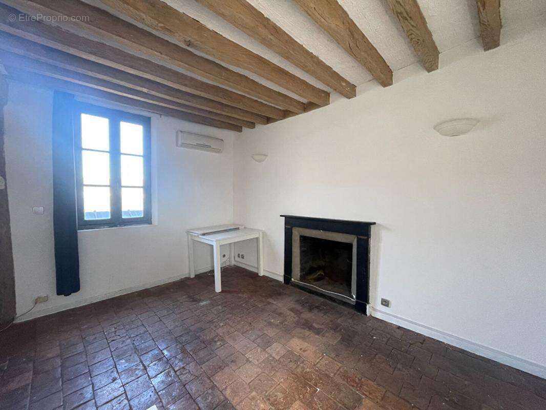 Appartement à CHATILLON-COLIGNY