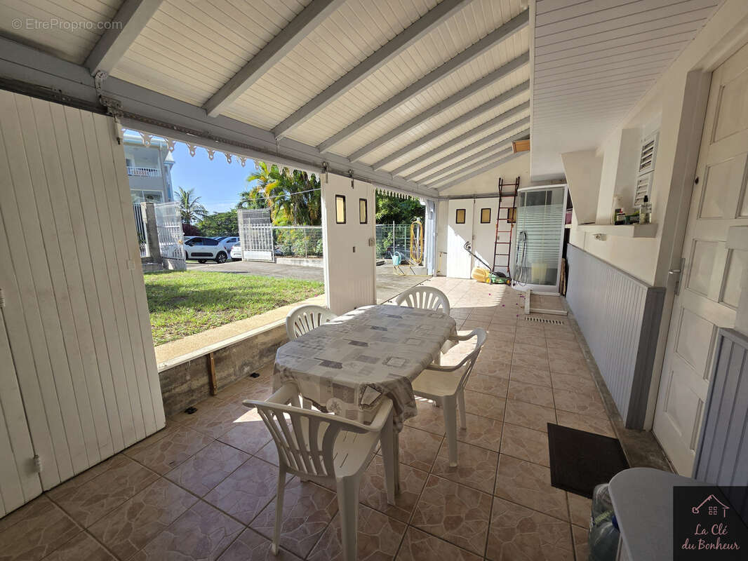 Maison à LES TROIS-ILETS