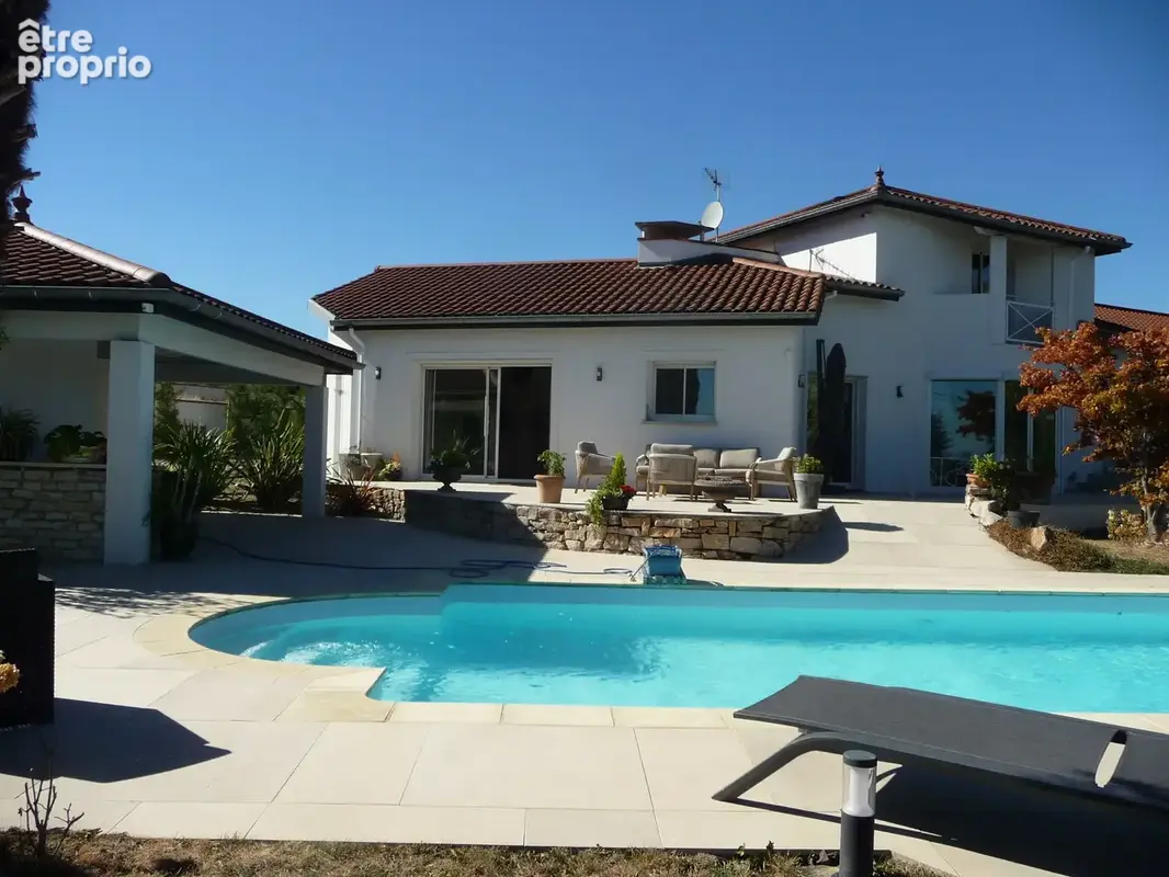 Photo Maison à Montbrison au prix de 719 000€