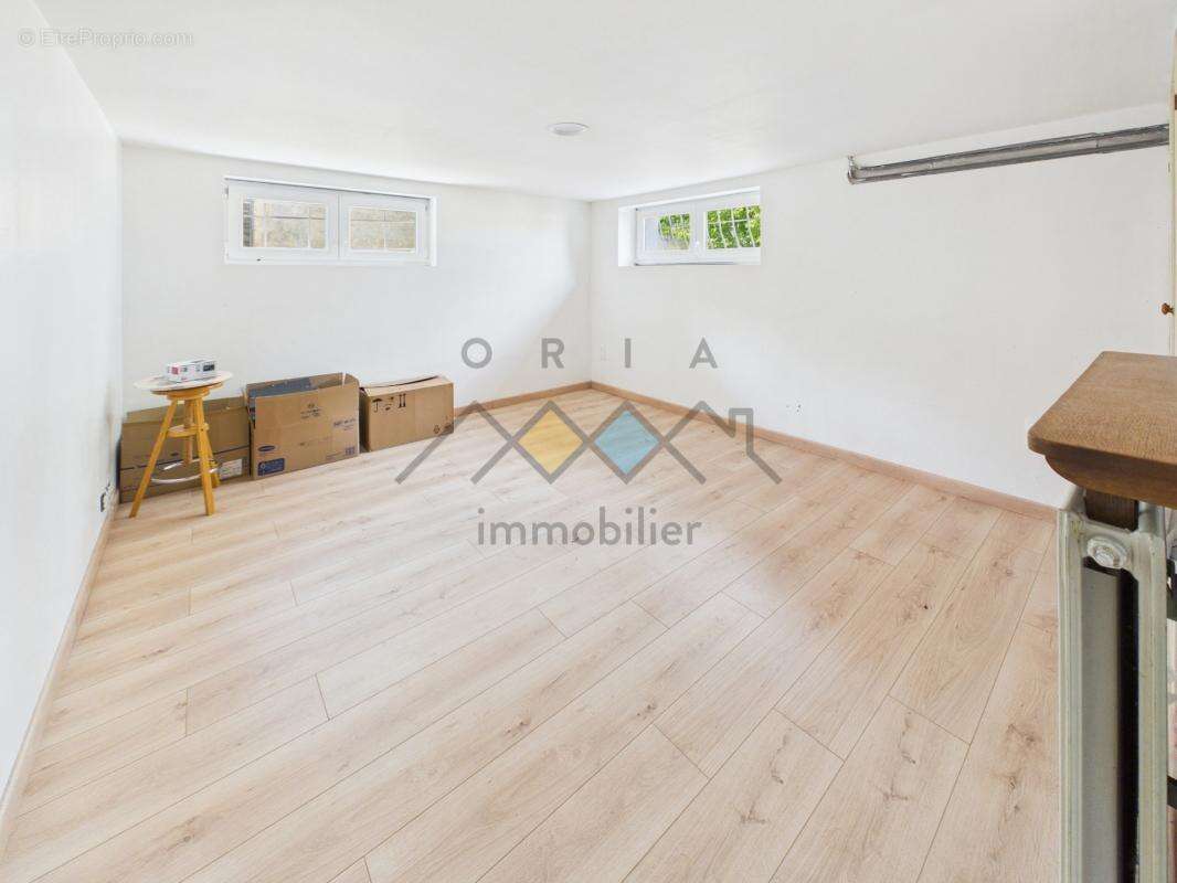 Maison 117 m² à Delme  - photo 9
