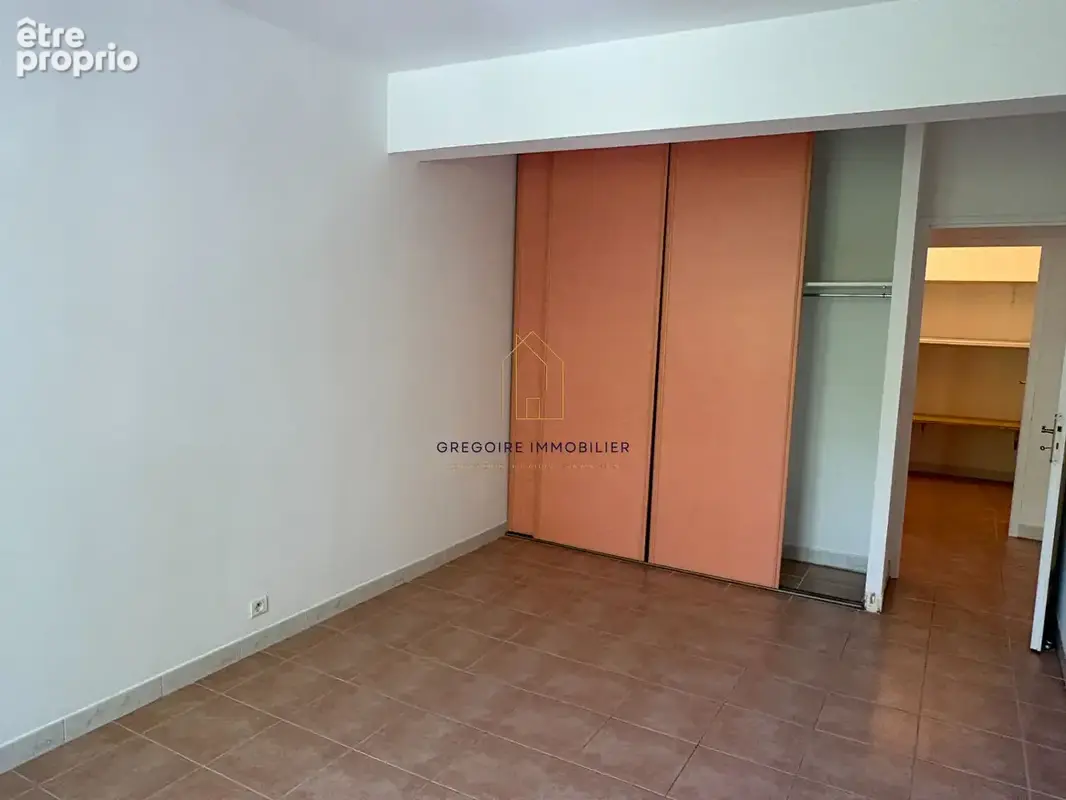 Appartement T3 spacieux et lumineux - Centre-Ville de Pertuis - photo 10
