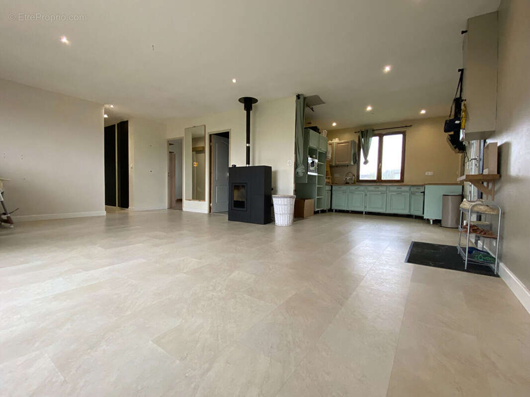 Maison Mesnils Sur Iton 5 pièce(s) 100 m2 - photo 2