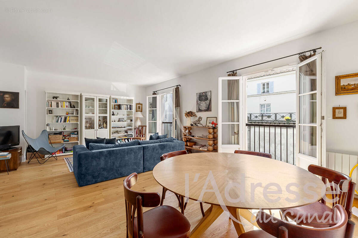 Appartement à PARIS-18E