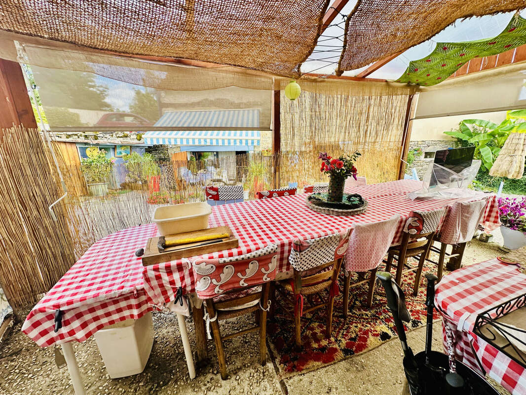 Maison à PUYJOURDES