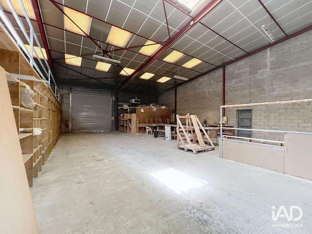 Photo 9 - Commerce à BRIE-COMTE-ROBERT